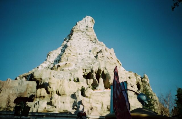 Behold, the shin-destroying Matterhorn. Marc and I do not comfortable Scandanavians make. We are not good tobaggan co-seaters.